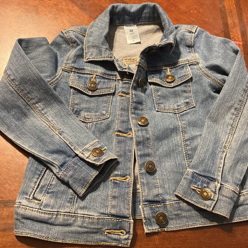 Carters size 4T little girls Jean jacket